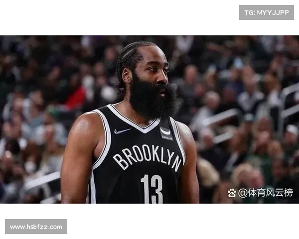 叻武里前锋荣膺月度最佳球员称号展现出色表现 叻武里前锋荣膺月度最佳球员称号展现出色表现